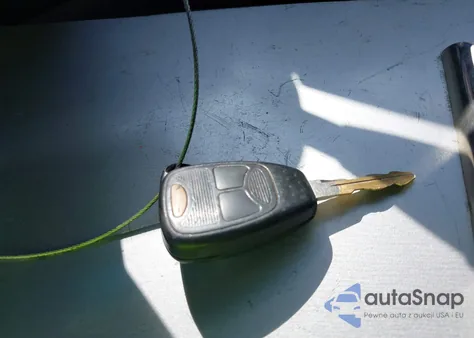 2007 Dodge Ram 2500 Slt/Trx4 Off Road/Sport/Power Wagon z USA, uszkodzony, nr VIN 1D7KS28AX7J617833